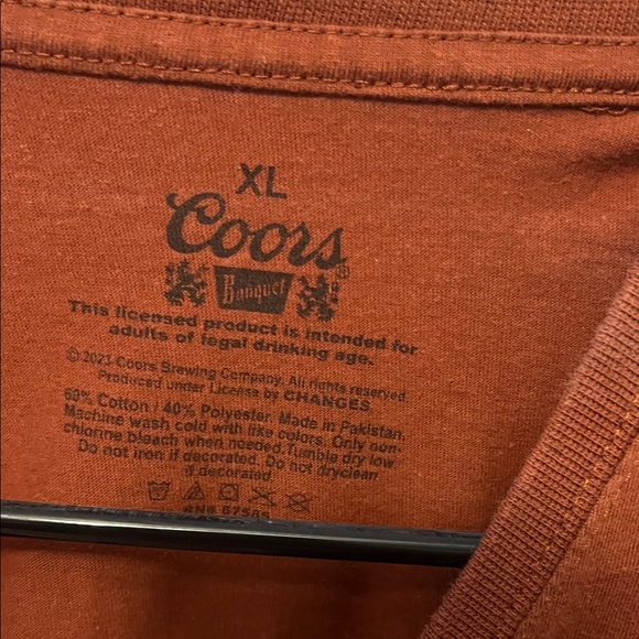 Men's Coors Banquet T-Shirt - Picture 3 of 5